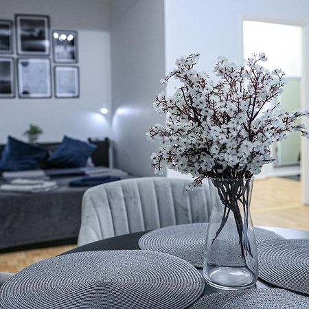 Grand Cozy Corner Apartment Helsinki Exterior photo